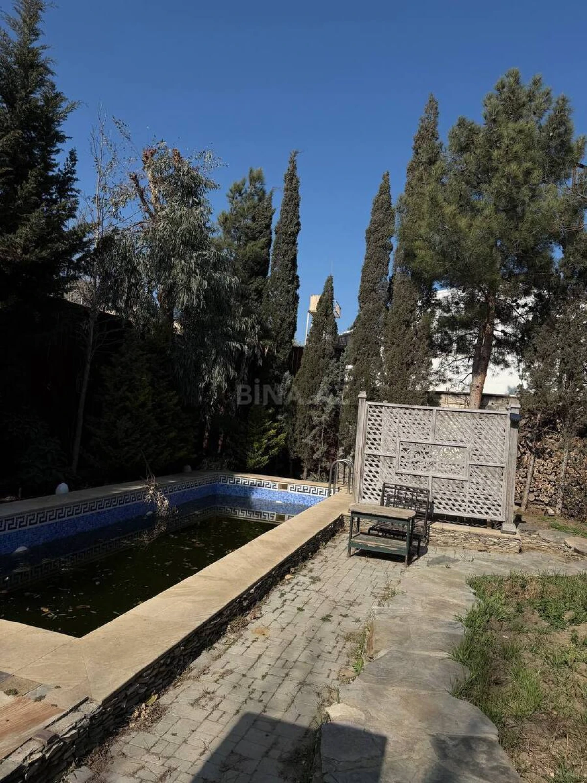 Satılır 4 otaqlı həyət evi 120 m²