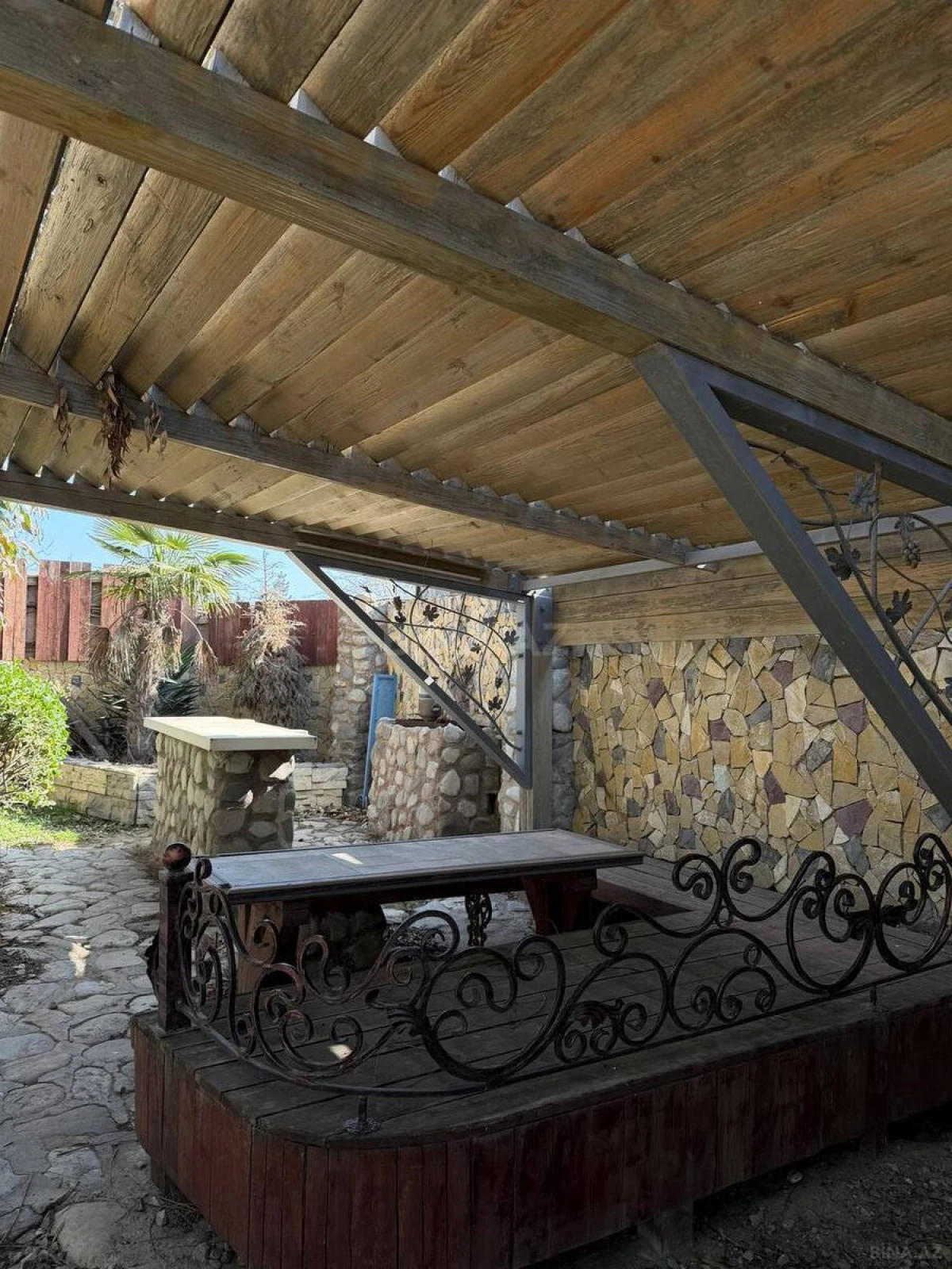 Satılır 4 otaqlı həyət evi 120 m²