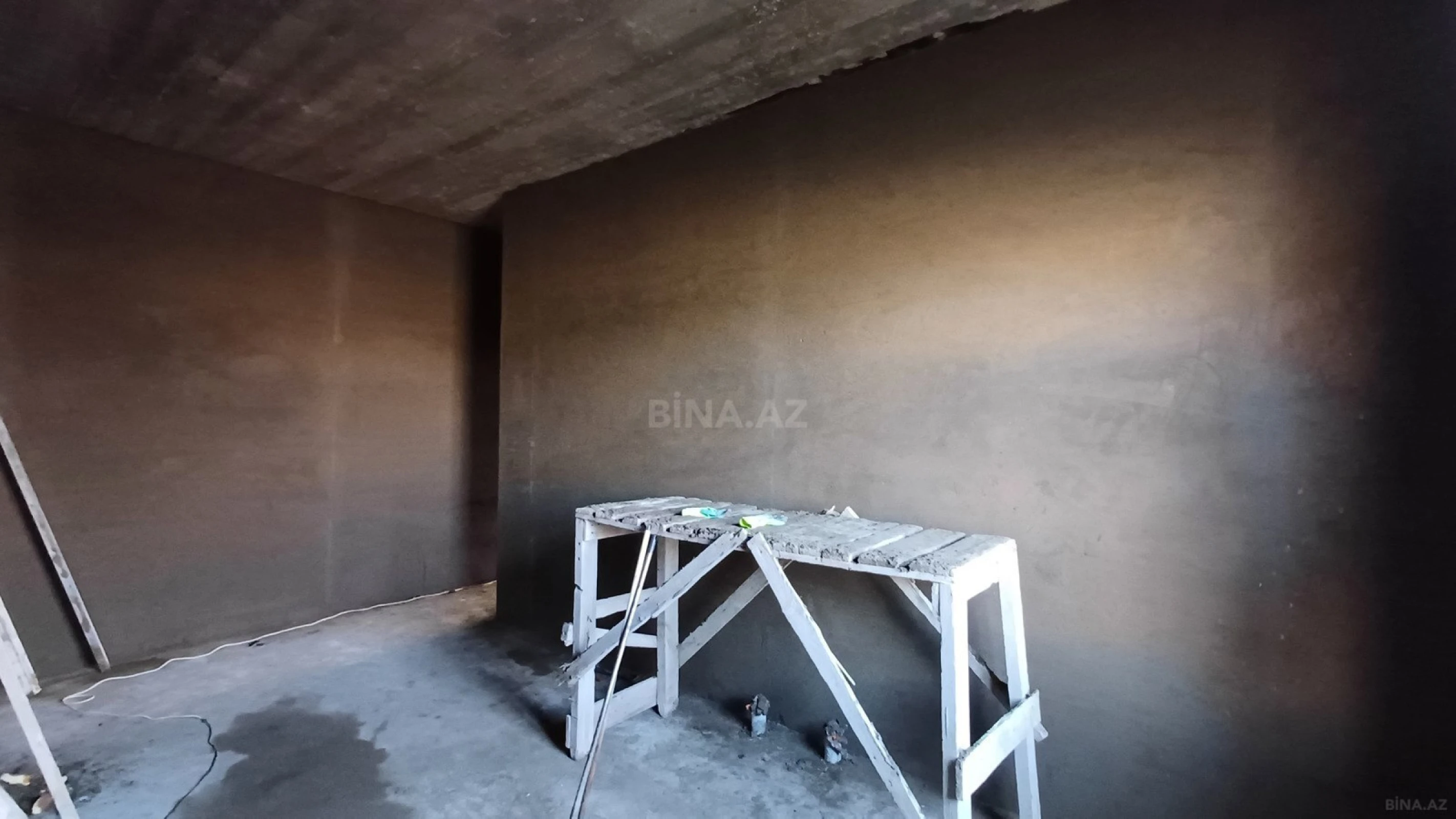 Satılır 7 otaqlı həyət evi 300 m²