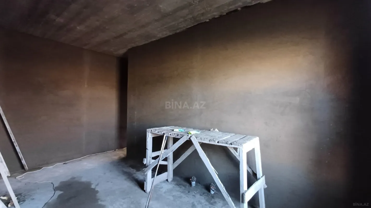 Satılır 7 otaqlı həyət evi 300 m²