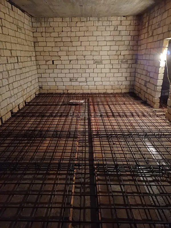 Satılır 7 otaqlı həyət evi 300 m²