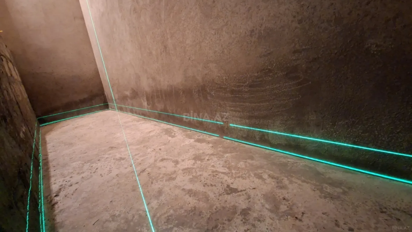 Satılır 7 otaqlı həyət evi 300 m²