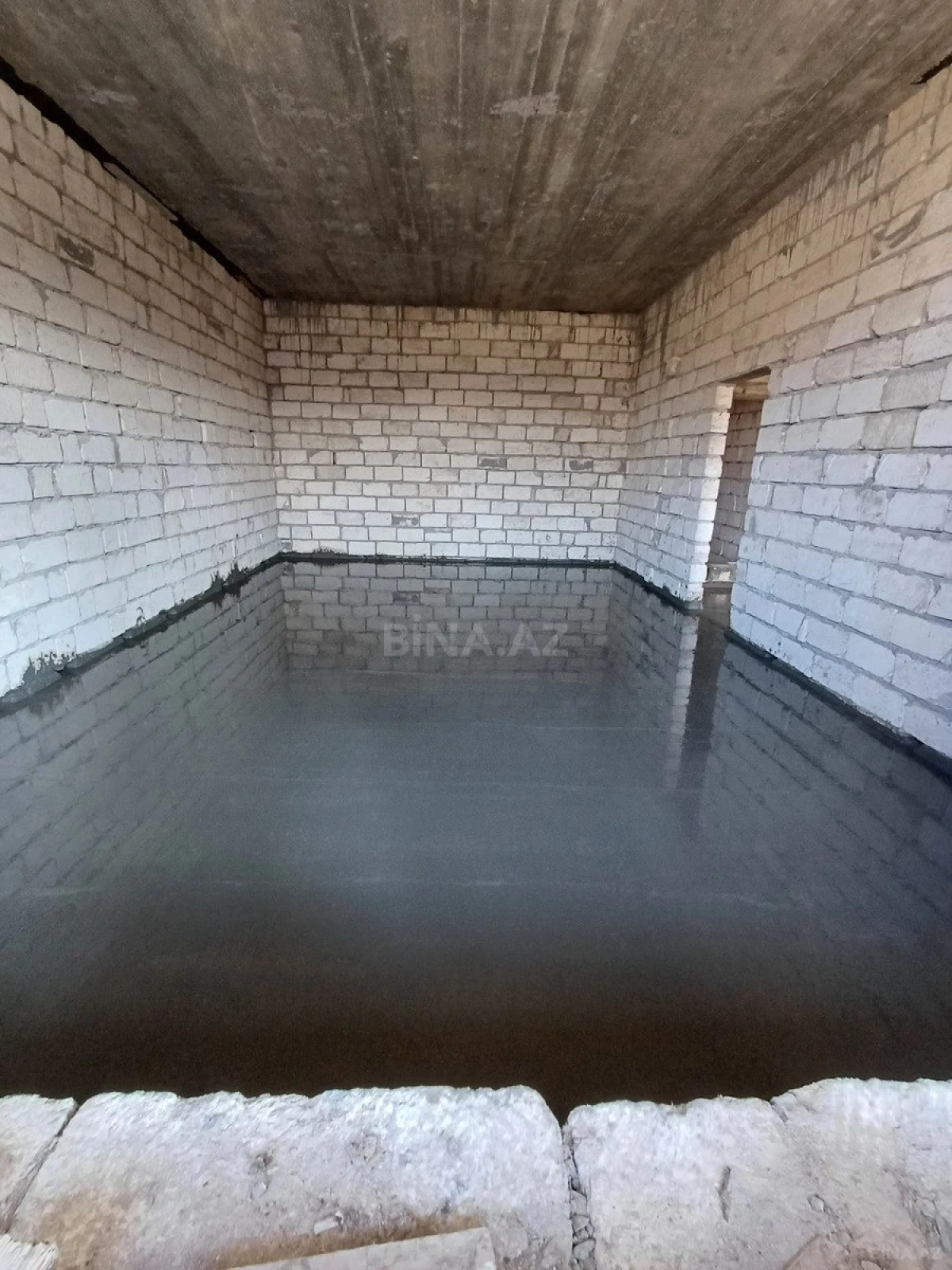 Satılır 7 otaqlı həyət evi 300 m²
