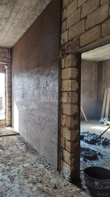 Satılır 7 otaqlı həyət evi 300 m²