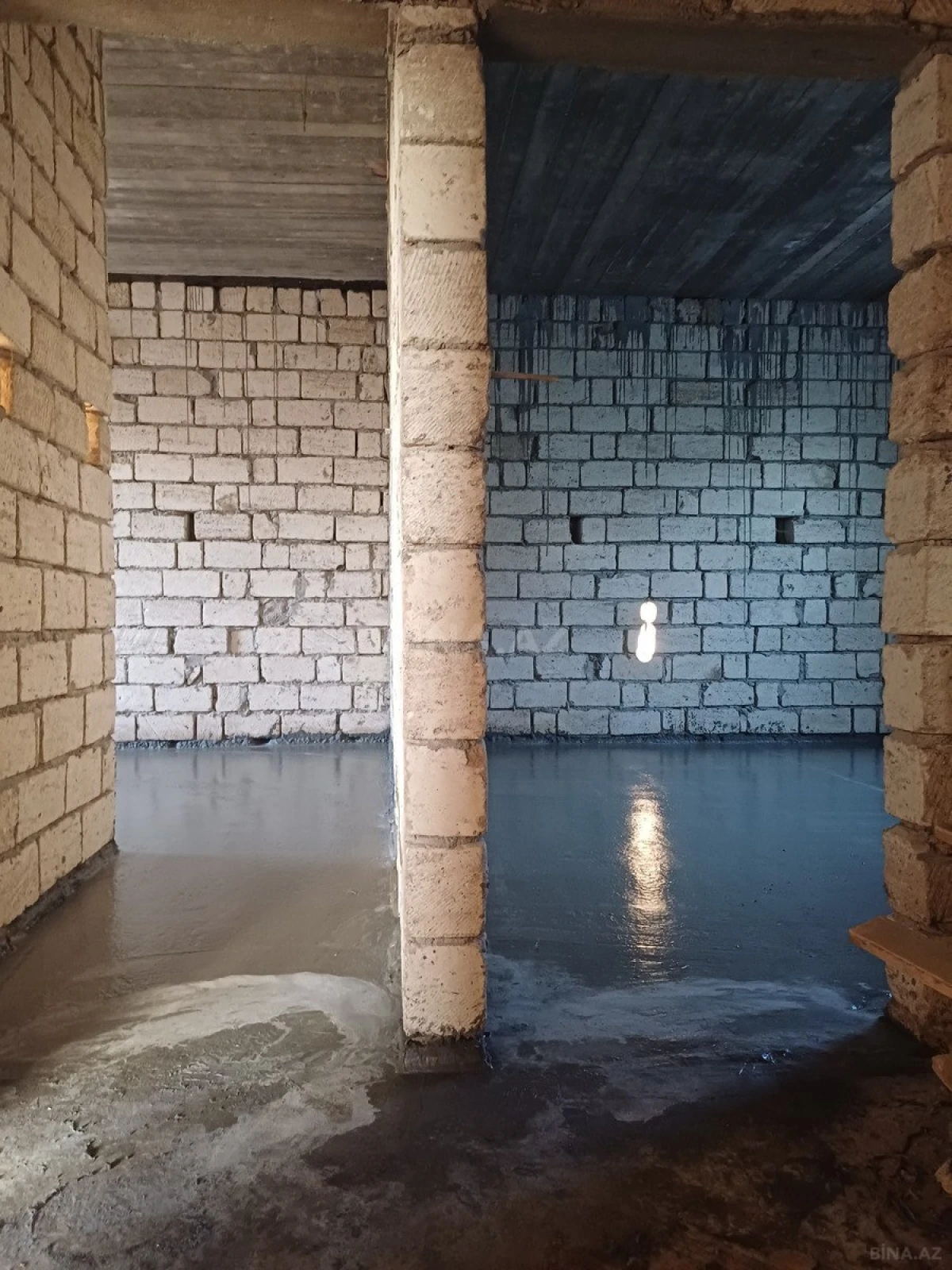 Satılır 7 otaqlı həyət evi 300 m²