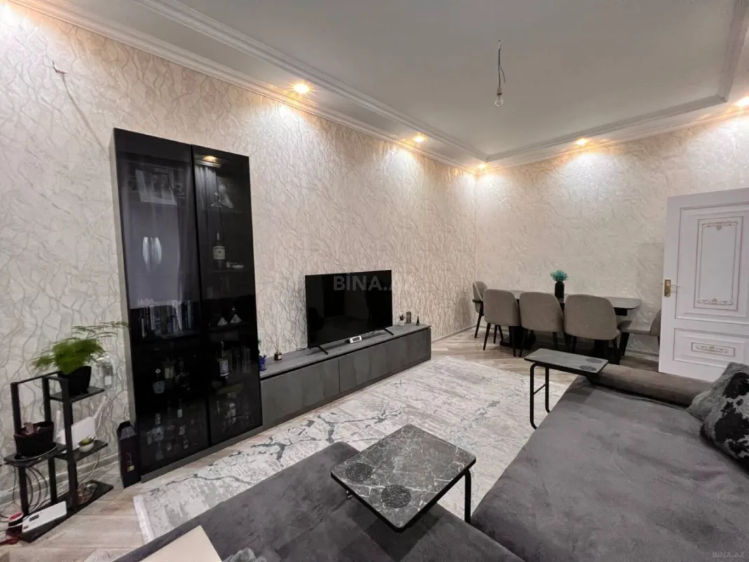 Satılır 5 otaqlı həyət evi 136 m²