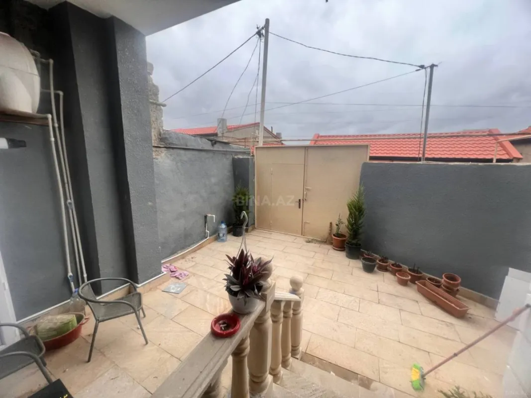 Satılır 5 otaqlı həyət evi 136 m²