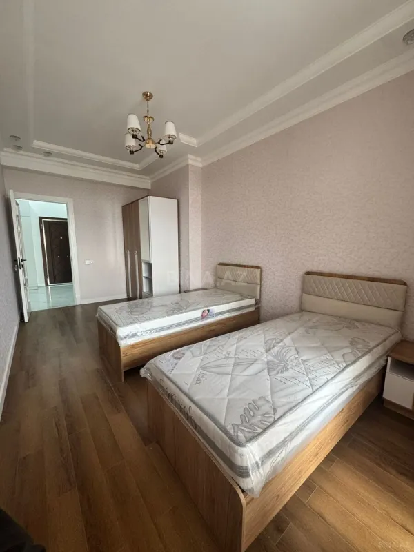Kirayə verilir 3 otaqlı mənzil 100 m²