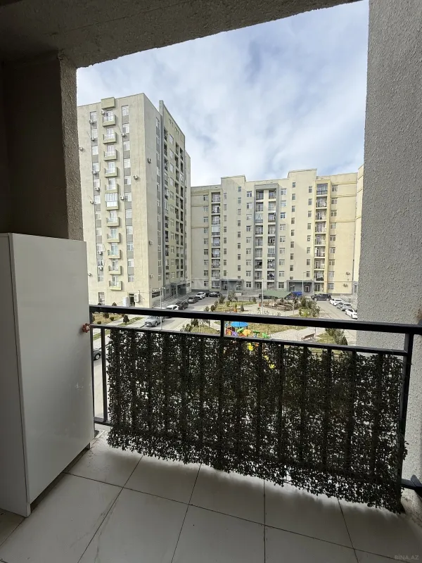 Satılır 4 otaqlı mənzil 117 m²