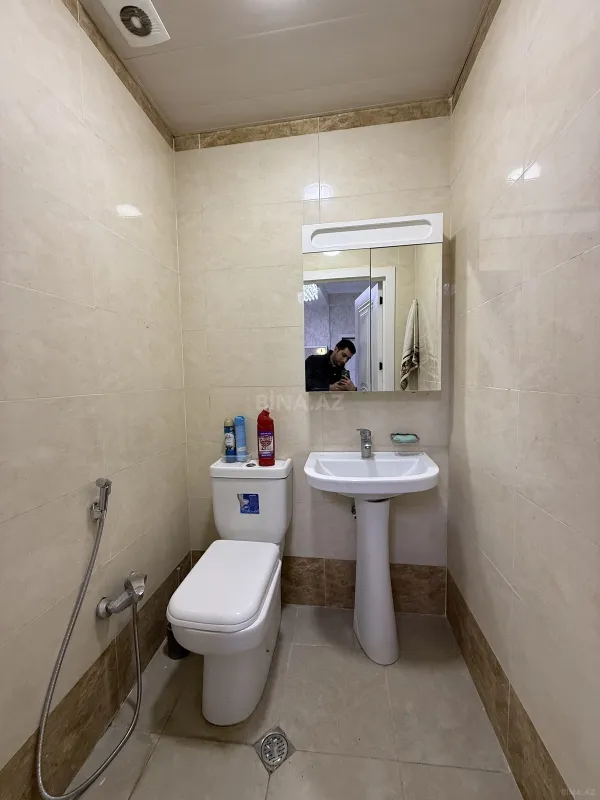 Satılır 4 otaqlı mənzil 117 m²