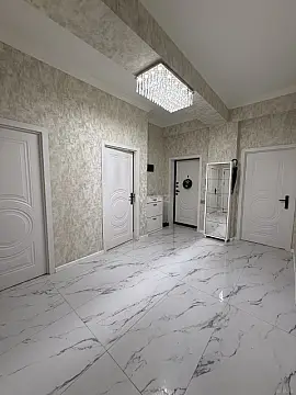 Satılır 4 otaqlı mənzil 117 m²