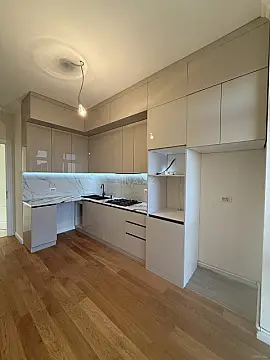 Kirayə verilir 3 otaqlı mənzil 82 m²