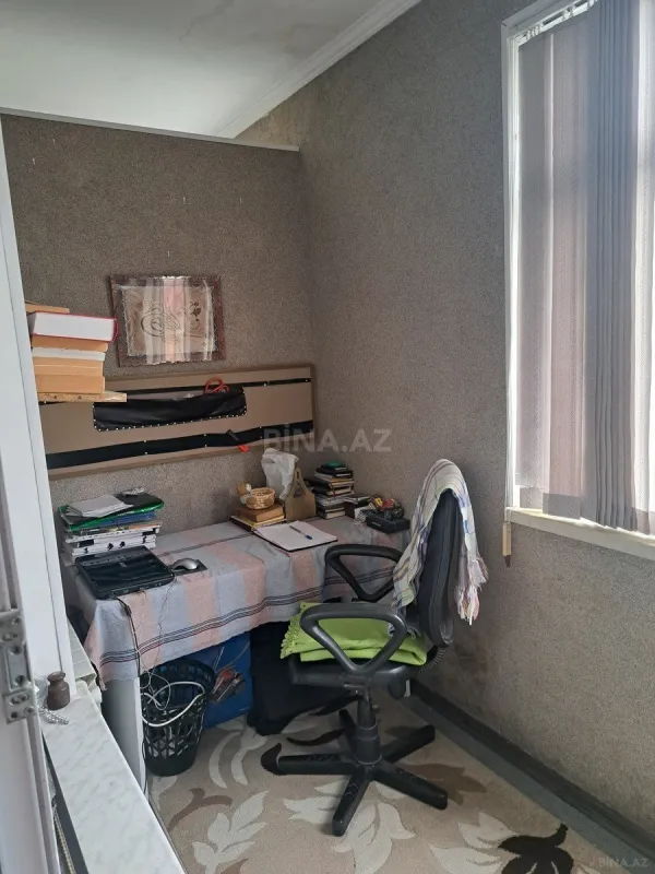 Satılır 4 otaqlı mənzil 100 m²