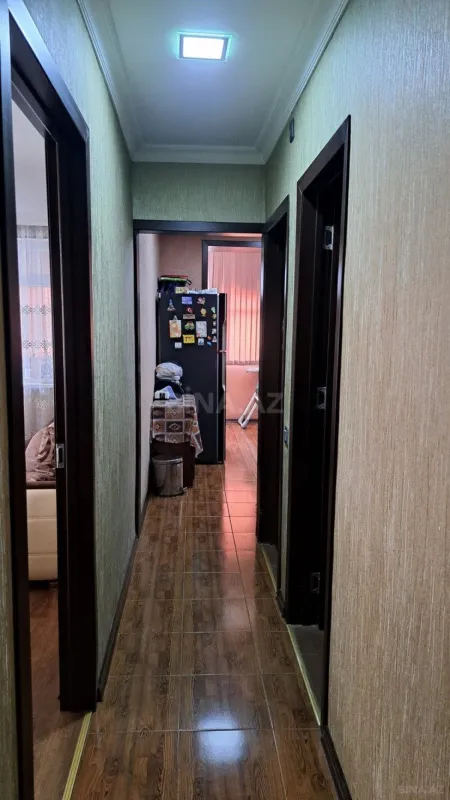 Satılır 4 otaqlı mənzil 100 m²