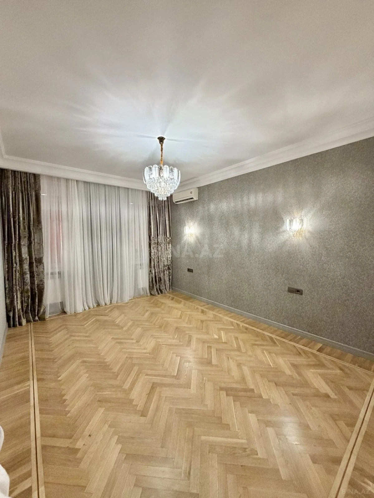 Satılır 3 otaqlı mənzil 90 m²