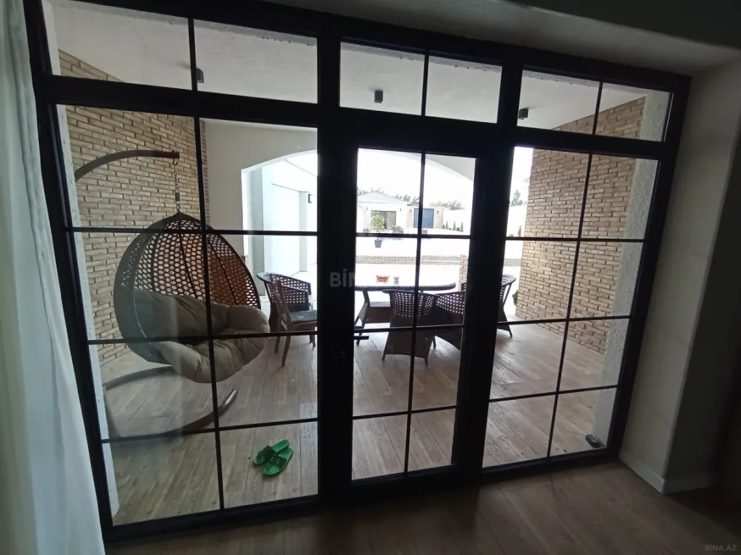 Satılır 5 otaqlı həyət evi 200 m²