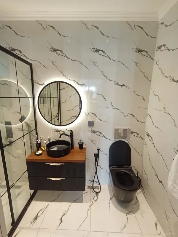 Satılır 5 otaqlı həyət evi 200 m²