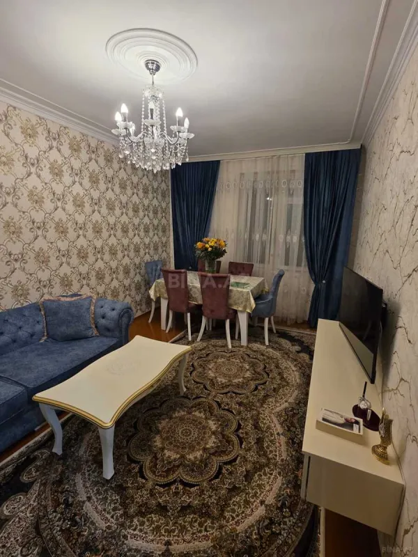 Satılır 4 otaqlı mənzil 92 m²