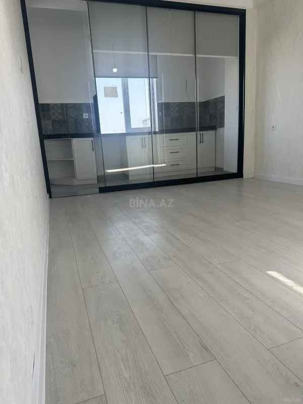 Satılır 3 otaqlı mənzil 76 m²