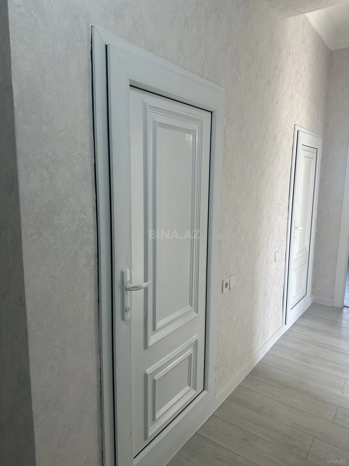 Satılır 3 otaqlı mənzil 76 m²