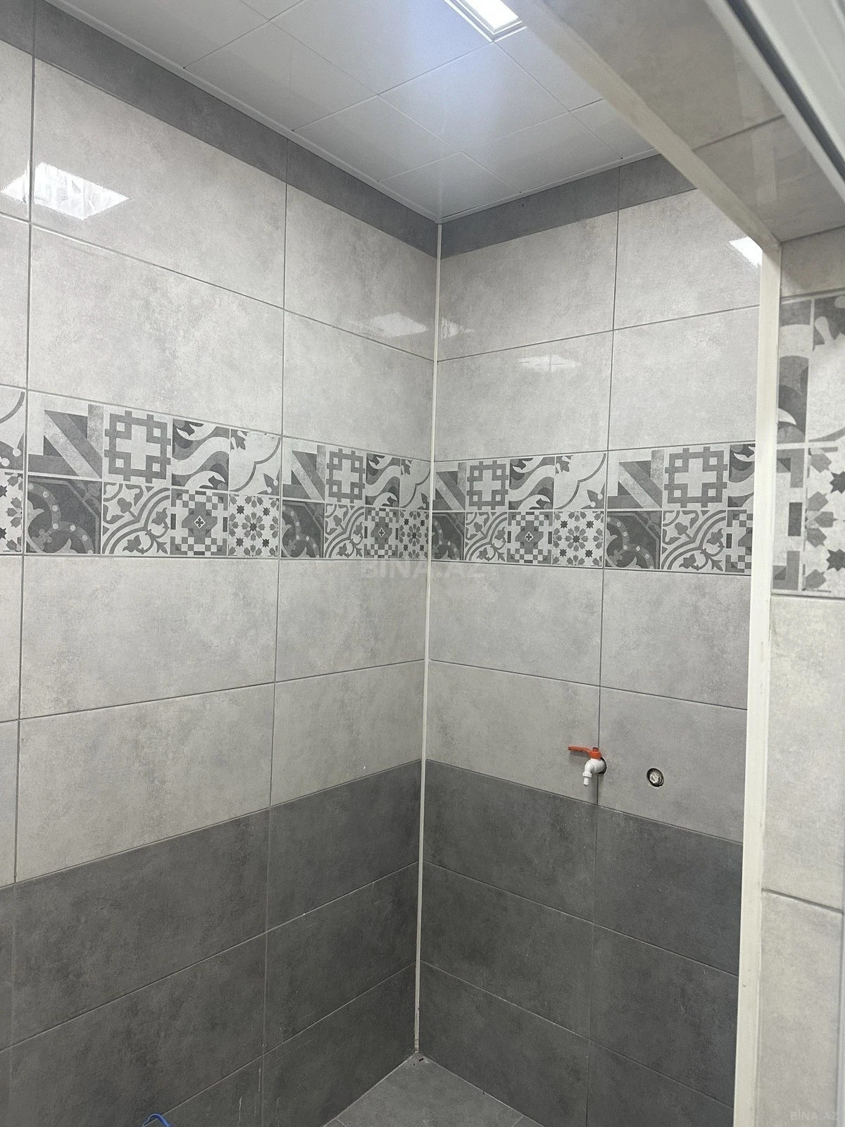Satılır 3 otaqlı mənzil 76 m²