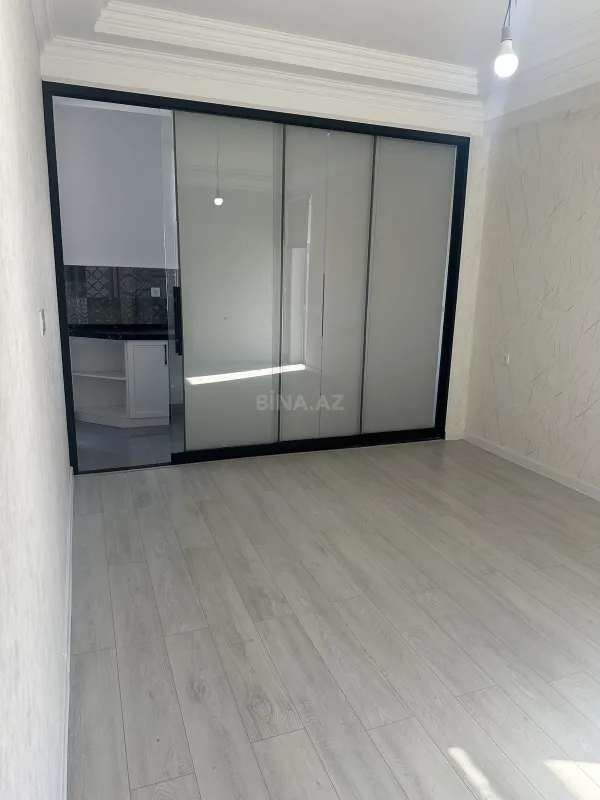 Satılır 3 otaqlı mənzil 76 m²