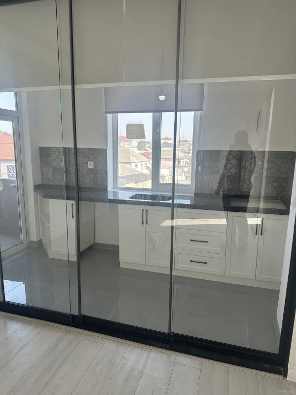 Satılır 3 otaqlı mənzil 76 m²