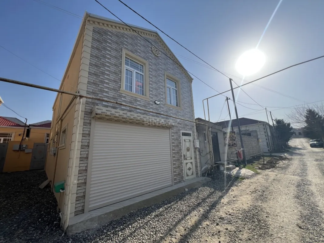 Satılır 3 otaqlı həyət evi 100 m²
