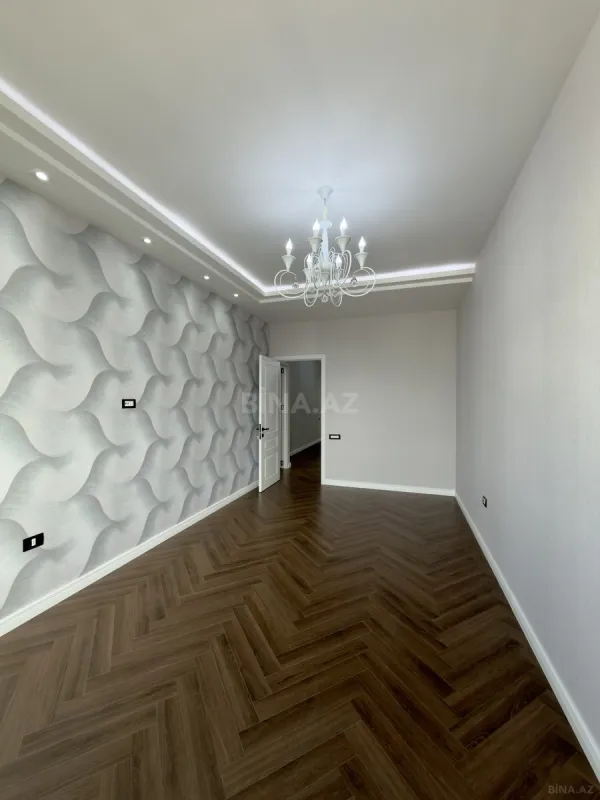 Satılır 3 otaqlı mənzil 155 m²