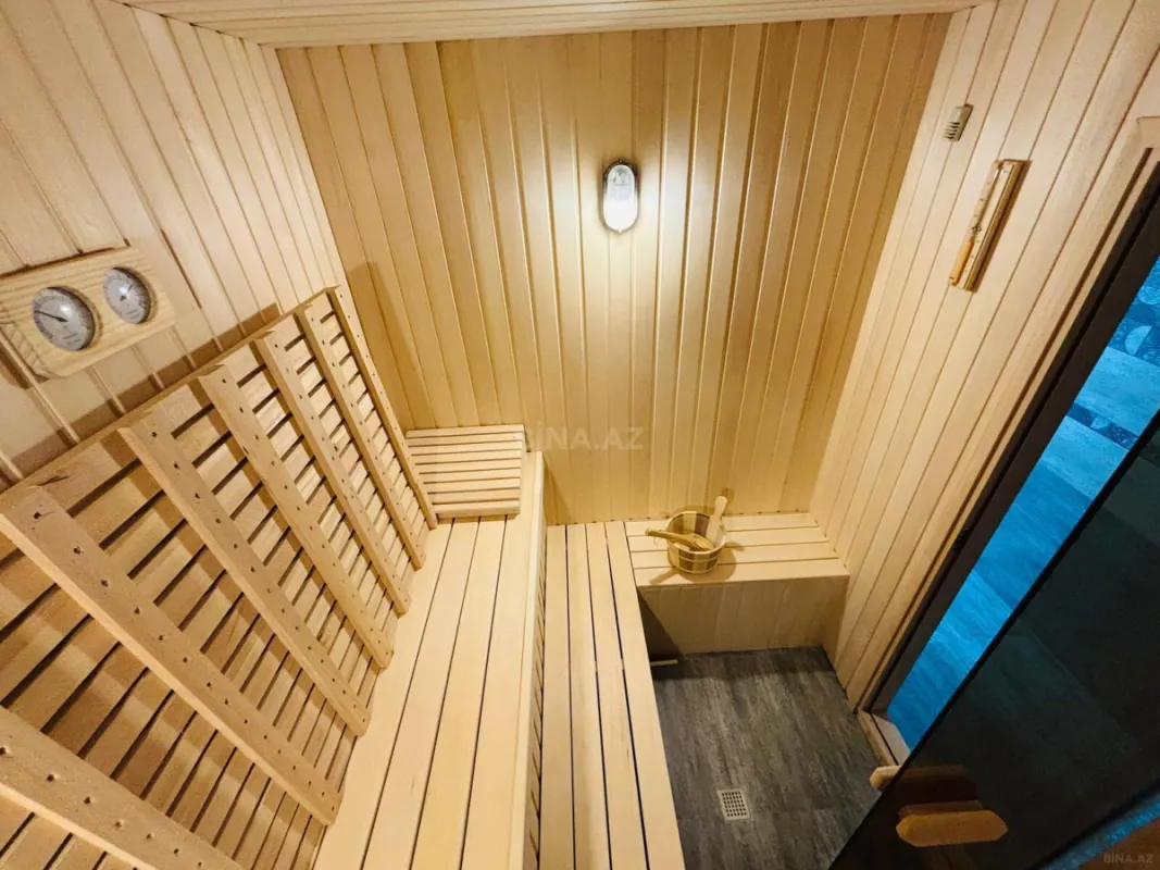 Satılır 6 otaqlı həyət evi 500 m²