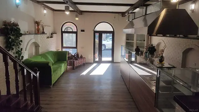 Kirayə verilir obyekt 1150 m²