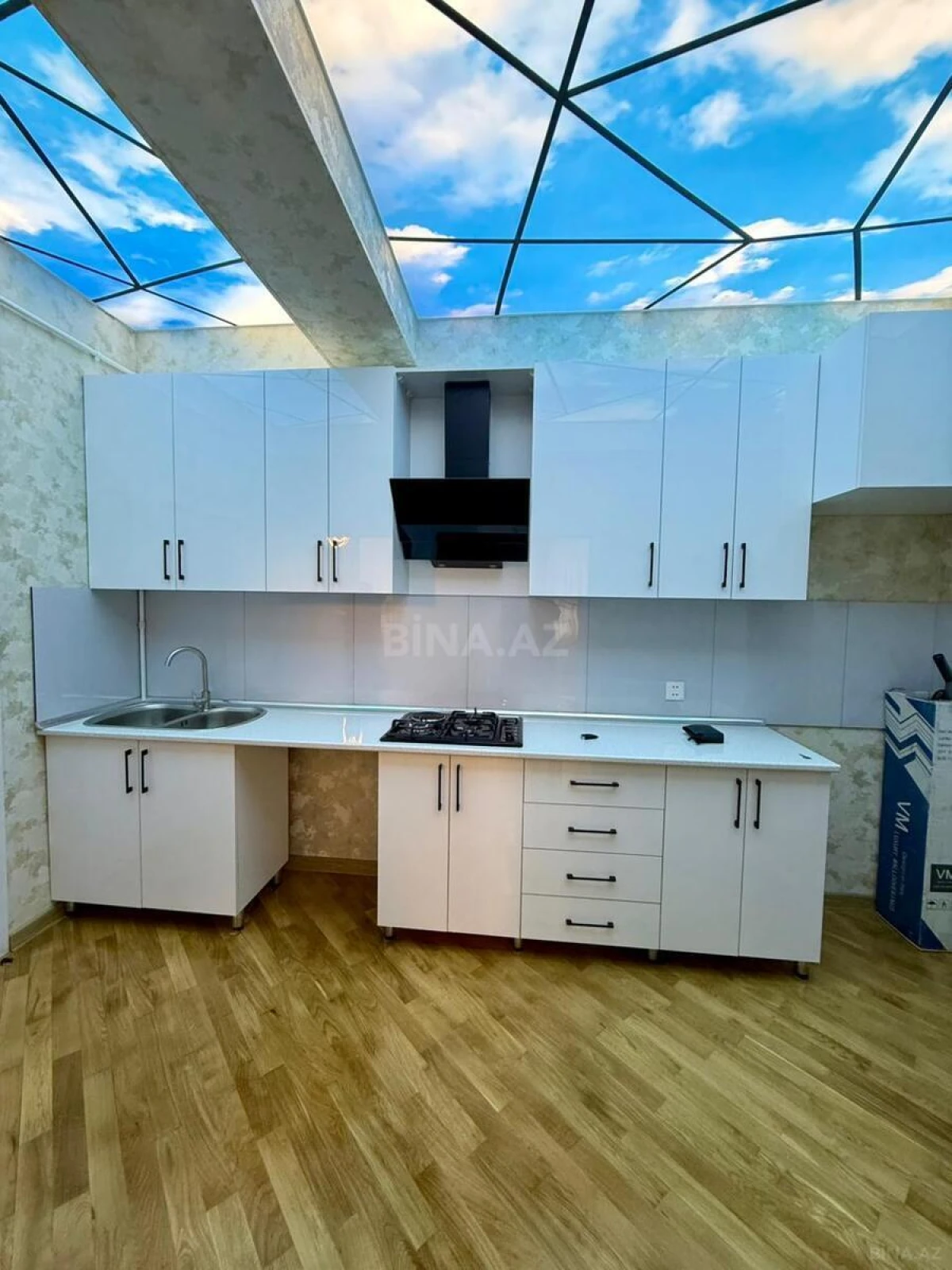 Satılır 2 otaqlı mənzil 60 m²