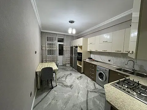 Kirayə verilir 2 otaqlı mənzil 98 m² — Bakı, Xətai 2 otaq 98.00 m²