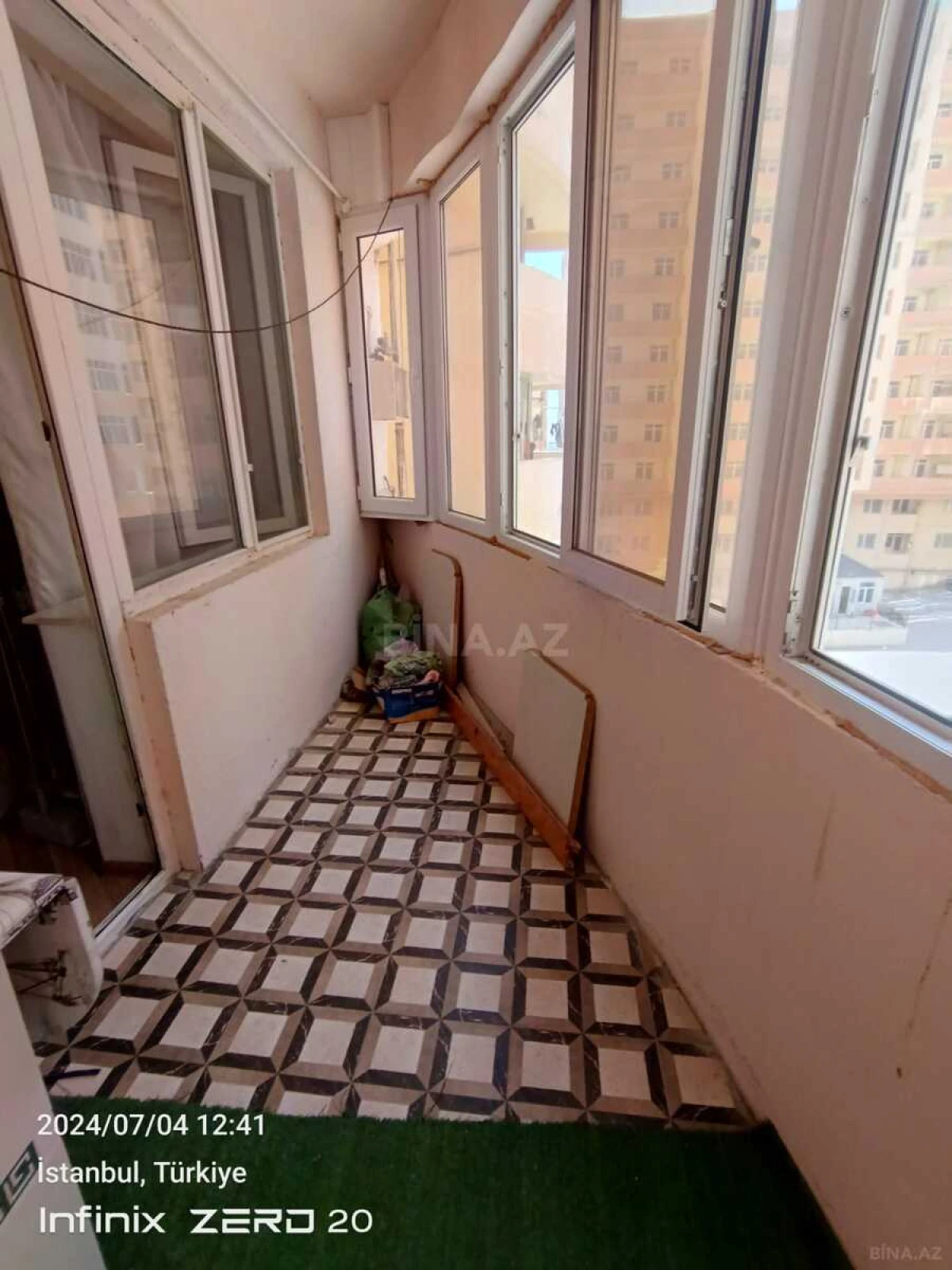 Satılır 2 otaqlı mənzil 81 m²