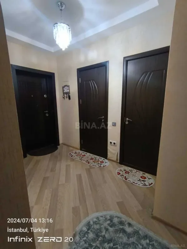 Satılır 2 otaqlı mənzil 81 m²