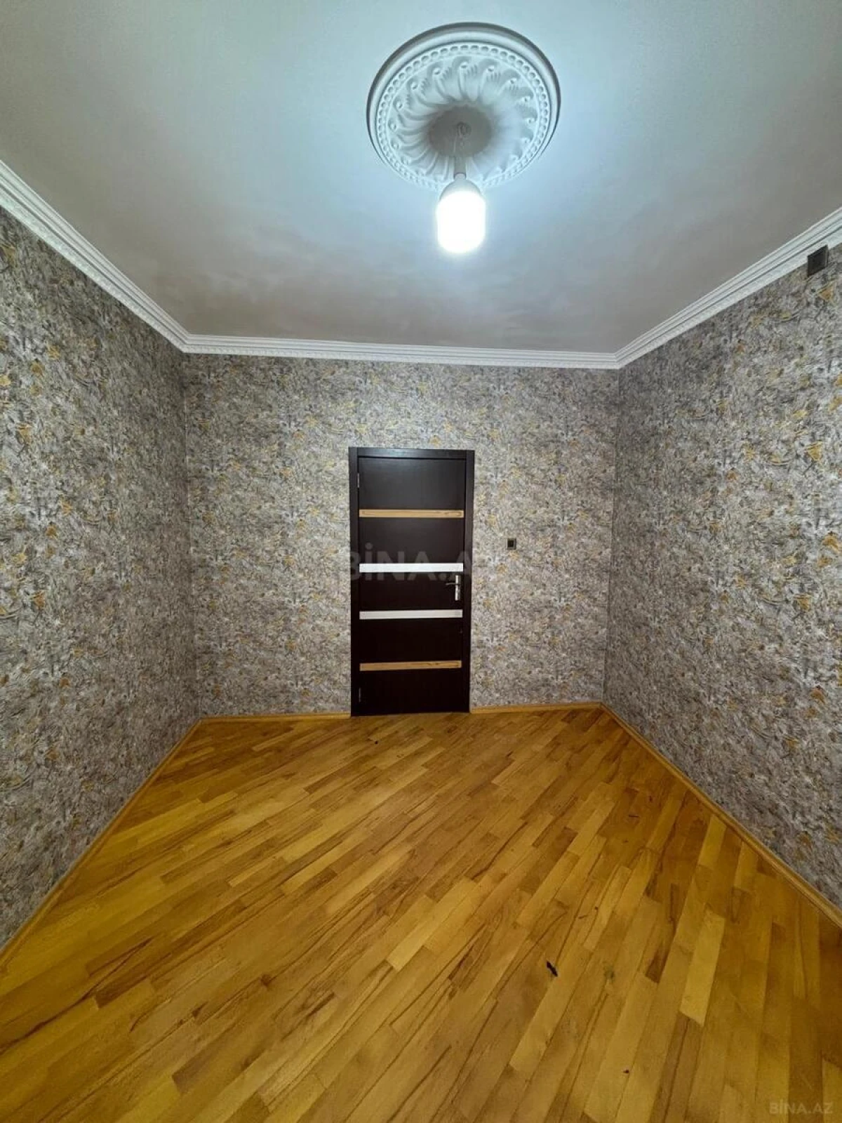 Satılır 3 otaqlı mənzil 75 m²