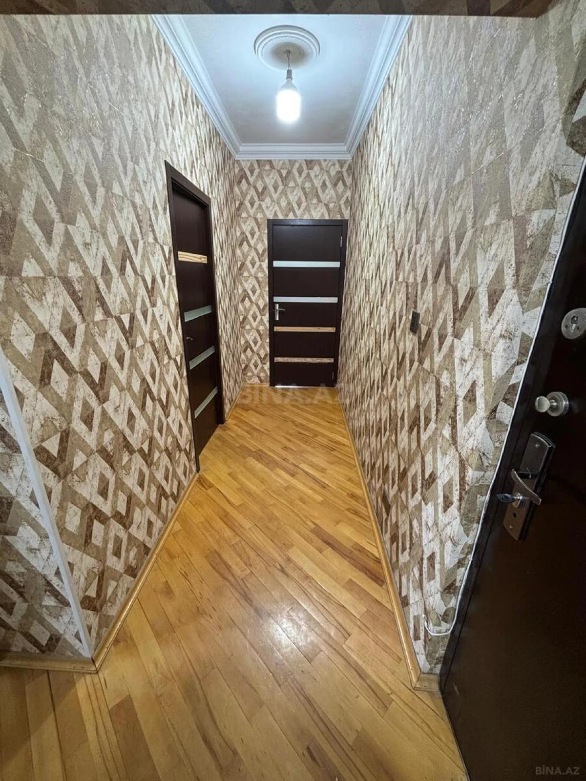 Satılır 3 otaqlı mənzil 75 m²