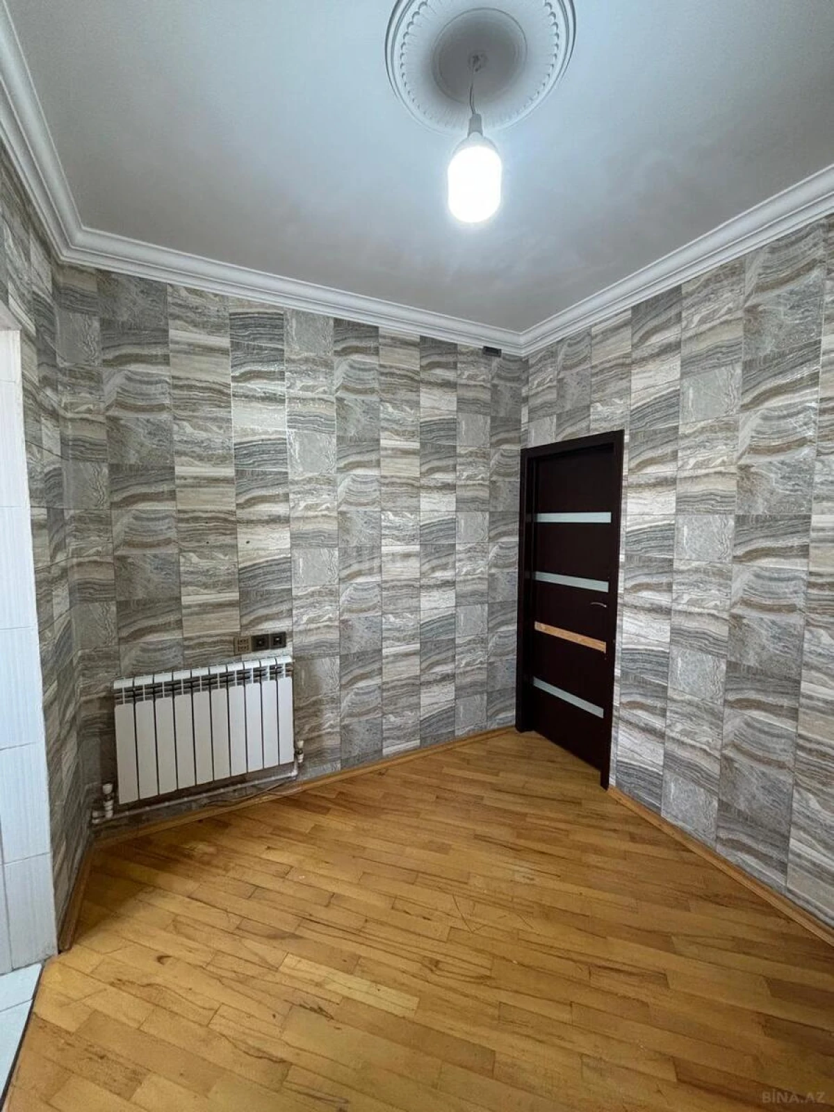 Satılır 3 otaqlı mənzil 75 m²