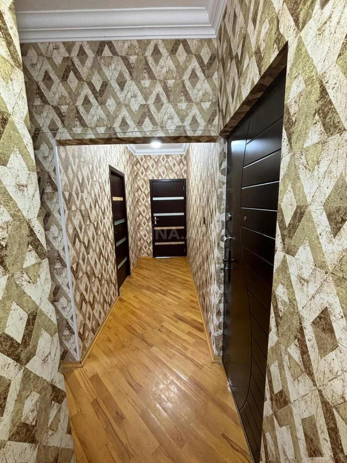 Satılır 3 otaqlı mənzil 75 m²