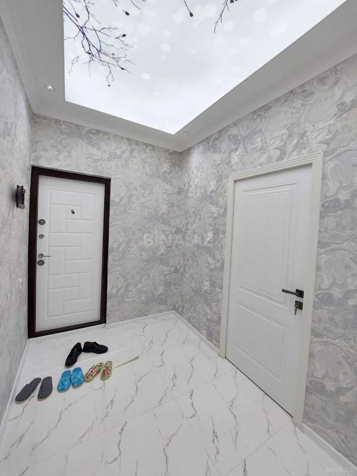 Satılır 3 otaqlı mənzil 90 m²