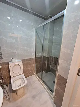 Kirayə verilir 2 otaqlı mənzil 50 m²