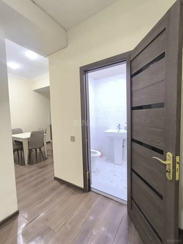 Kirayə verilir 3 otaqlı ofis 115 m²