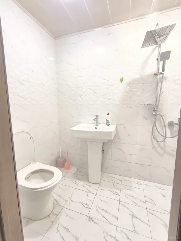 Kirayə verilir 3 otaqlı ofis 115 m²