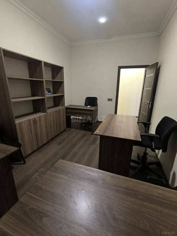 Kirayə verilir 3 otaqlı ofis 115 m²
