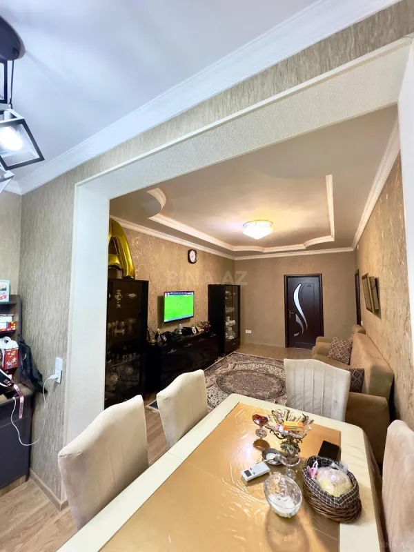 Satılır 2 otaqlı mənzil 65 m²