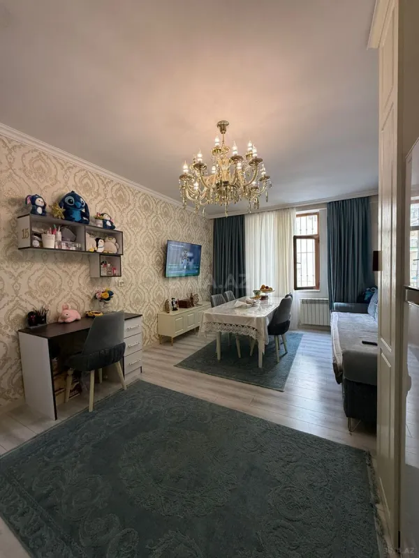 Satılır 3 otaqlı mənzil 77 m²