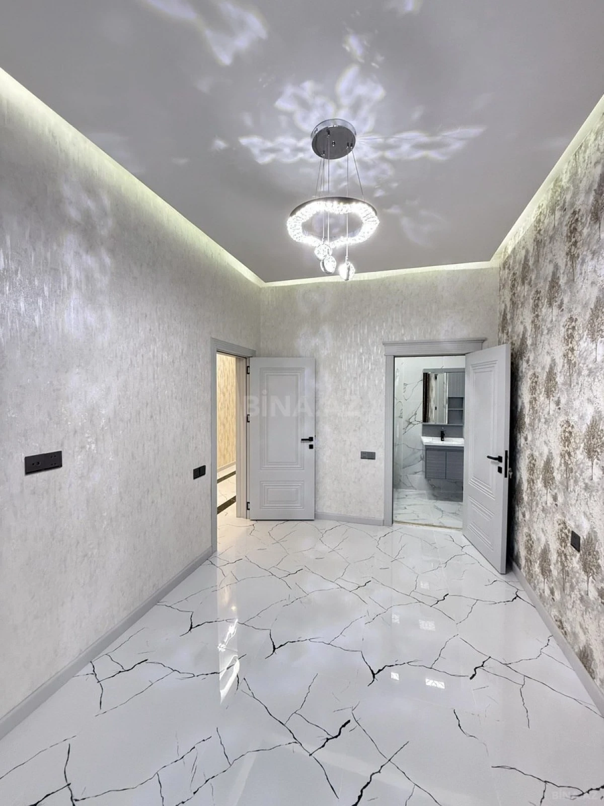 Satılır 4 otaqlı həyət evi 140 m²