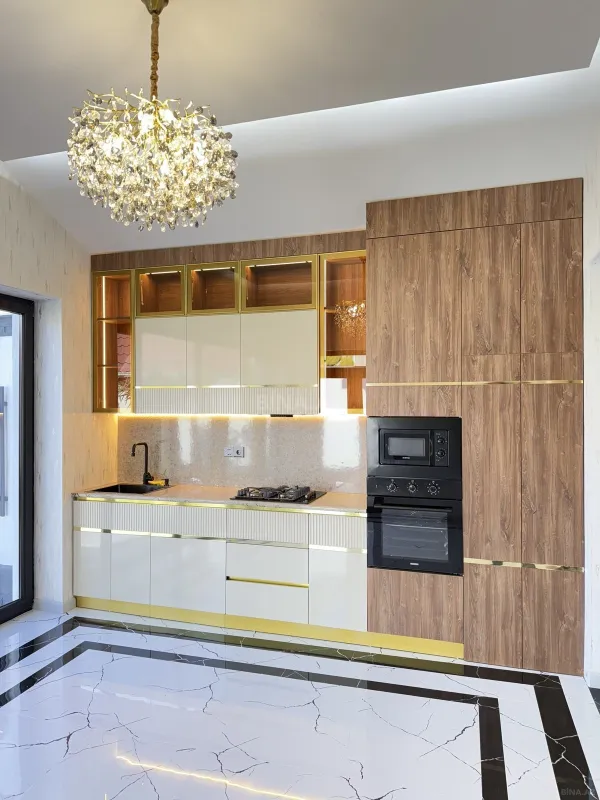 Satılır 4 otaqlı həyət evi 140 m²