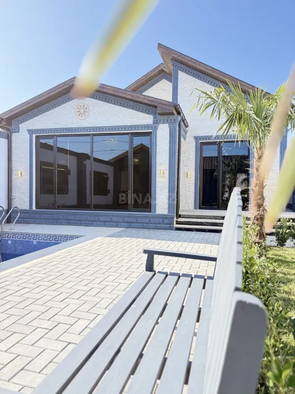 Satılır 4 otaqlı həyət evi 140 m²