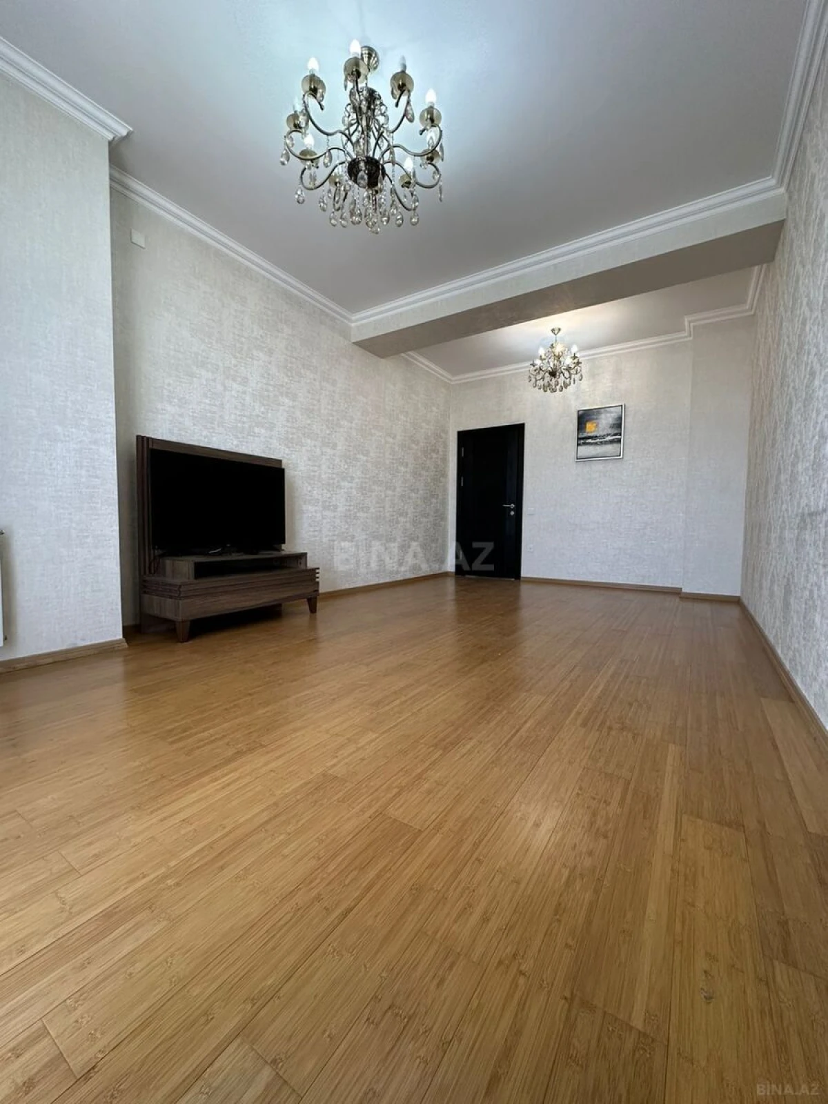 Satılır 2 otaqlı mənzil 72 m²